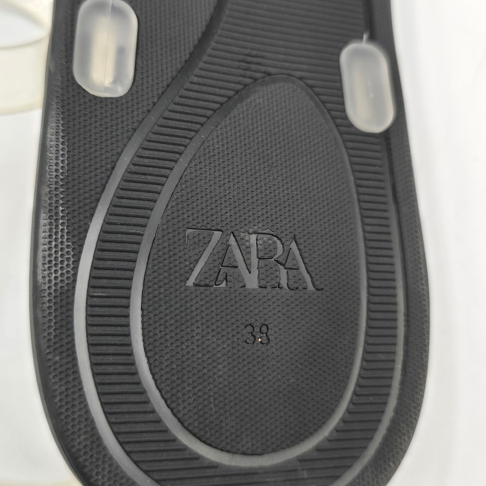 Zara Sandals Womens 38 Jelly T-Strap Black Clear EUC Summer Beach Comfort - Picture 7 of 9